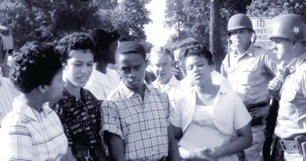 LIttle Rock Nine by Counts  with color_6675034857_o-441299-edited.jpg